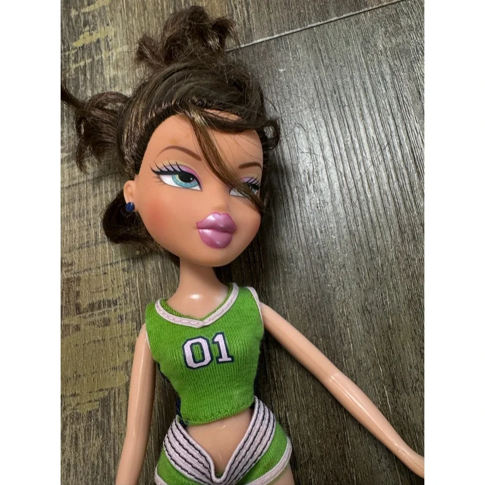 Bratz Play Sportz Basketball Yasmin Doll 2001‎ MGA Green Athletic Outfit 10 inch